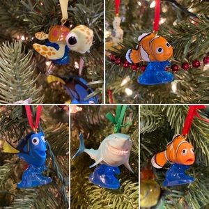 Set of 5 Disneys Finding Nemo Christmas ornaments